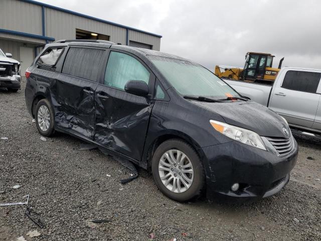 5TDYZ3DC4HS850446 | 2017 TOYOTA SIENNA XLE