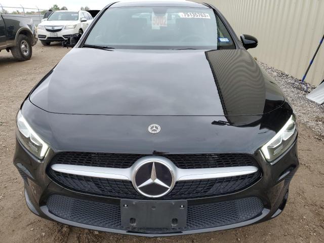 W1K3G4EB5MJ268963 Mercedes-Benz A 220