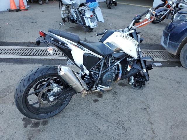 2018 KTM 690 DUKE - VBKLDV402JM714374