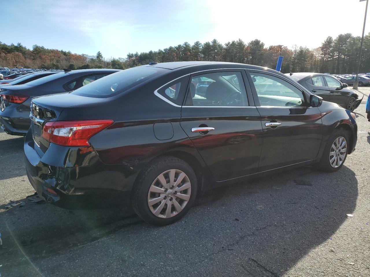 2016 Nissan Sentra S vin: 3N1AB7AP8GL666039