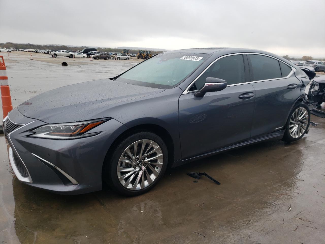 58AF21B16LU009674 LEXUS ES 300H UL 2020