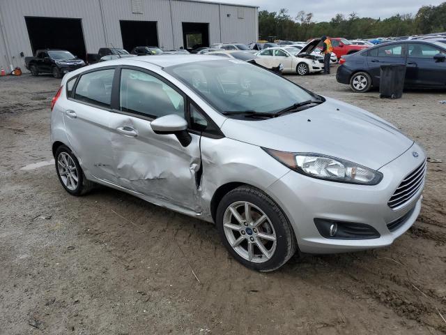 3FADP4EJXKM107021 Ford Fiesta SE 4