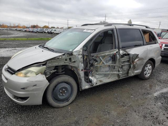 2004 Toyota Sienna CE