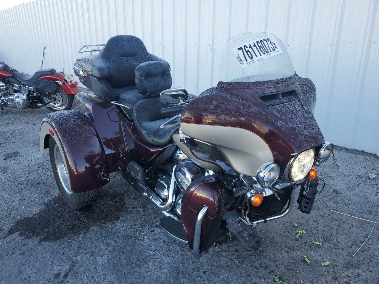 1HD1MAD19JB853230 HARLEY-DAVIDSON FLHTCUTG T 2018