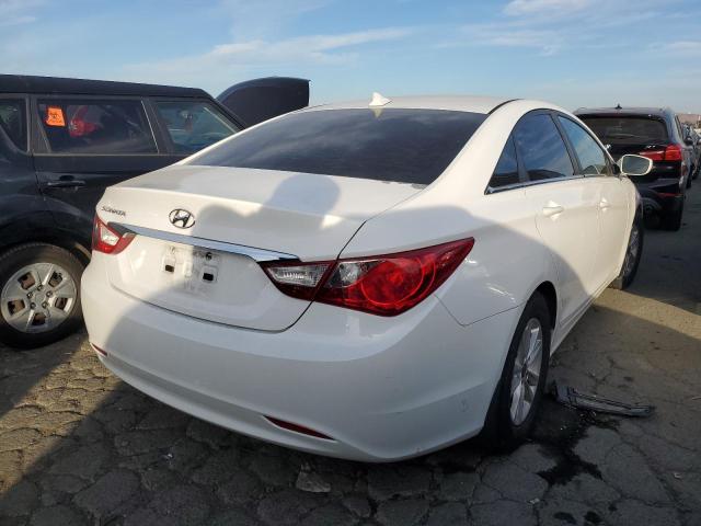 5NPEB4AC1DH568718 Auction: COPART Lot: 75818773 Location: CA - MARTINEZ 5NPEB4AC1DH568718 HYUNDAI SONATA 2013 WHITE Photo 3