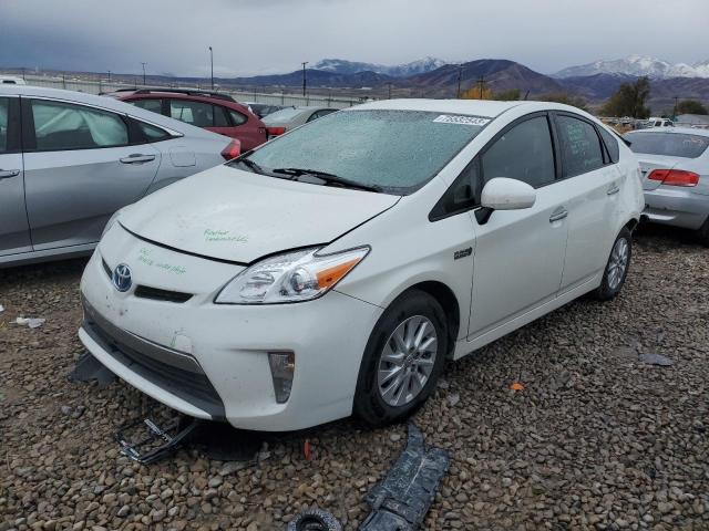 2014 Toyota Prius Plug-In 
