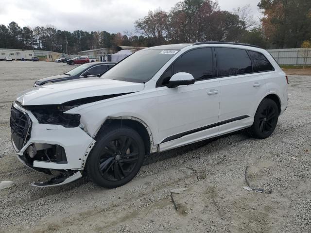 2020 Audi Q7 Premium Plus