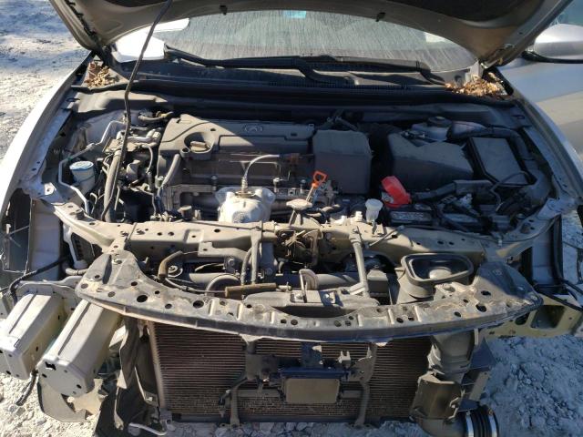 19UDE2F32KA015372 Acura ILX  11