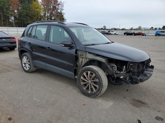 2017 Volkswagen Tiguan S VIN: WVGBV7AX0HK053159 Lot: 76130913