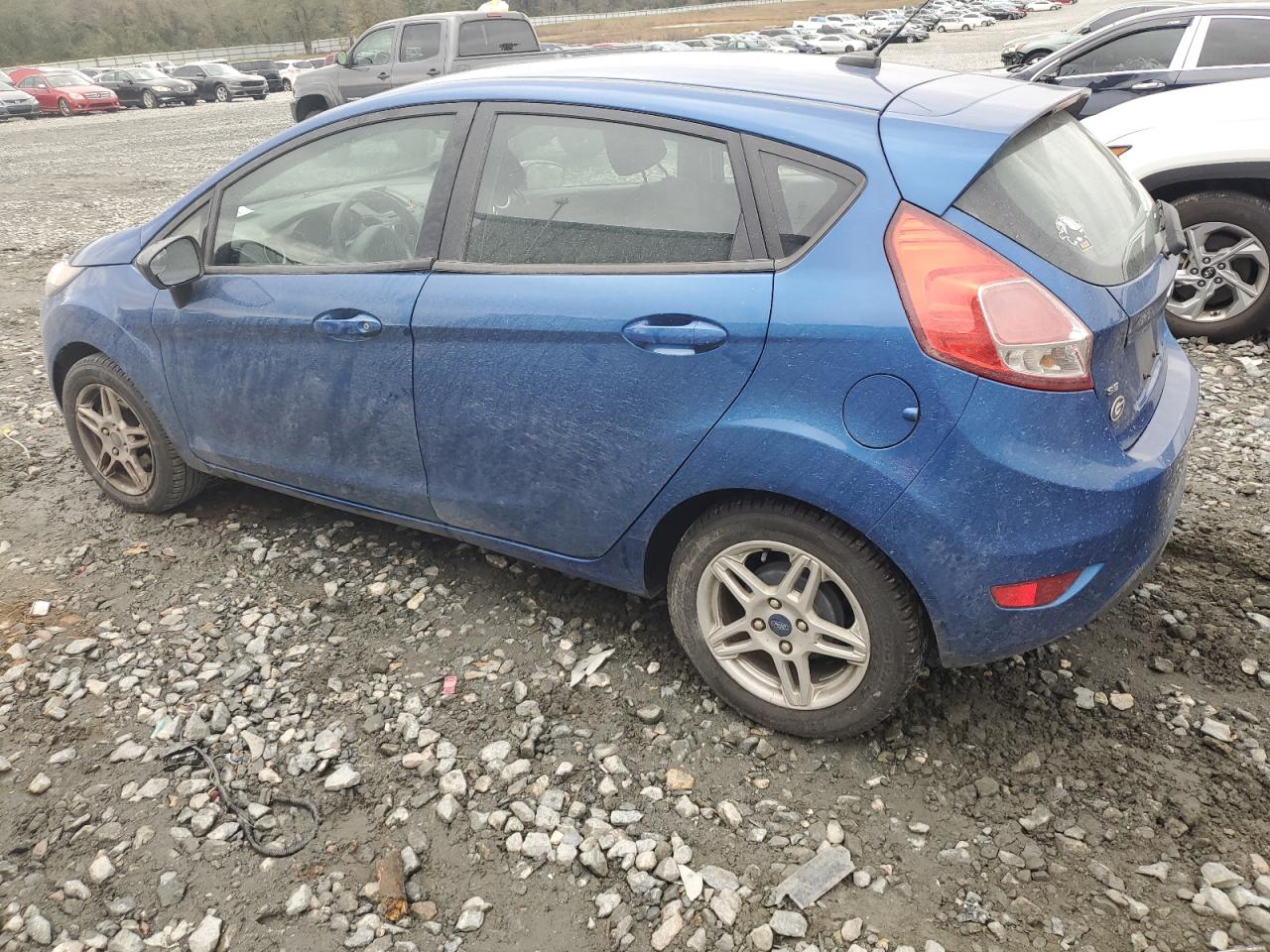 3FADP4EJ5KM120842 2019 Ford Fiesta Se