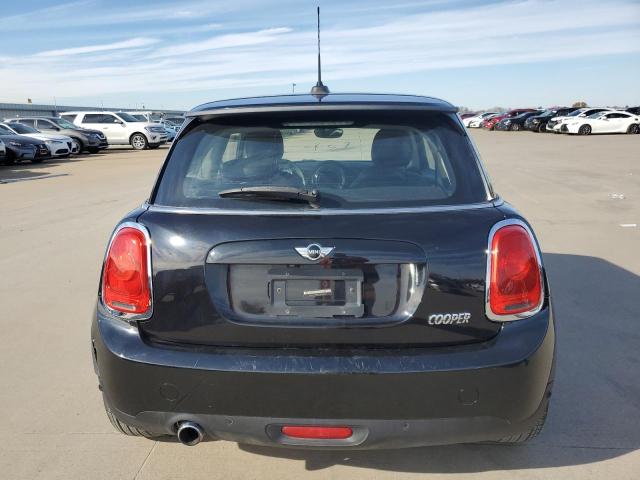 WMWXP5C54J2G62040 | 2018 Mini cooper