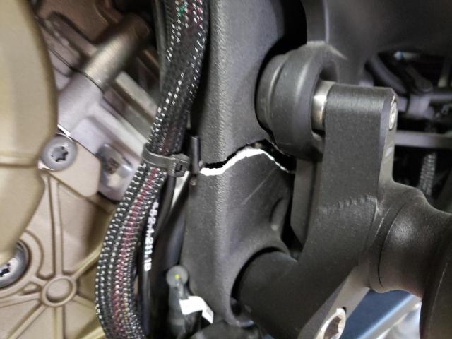 2022 DUCATI STREETFIGH ZDMFAKNW7NB007494
