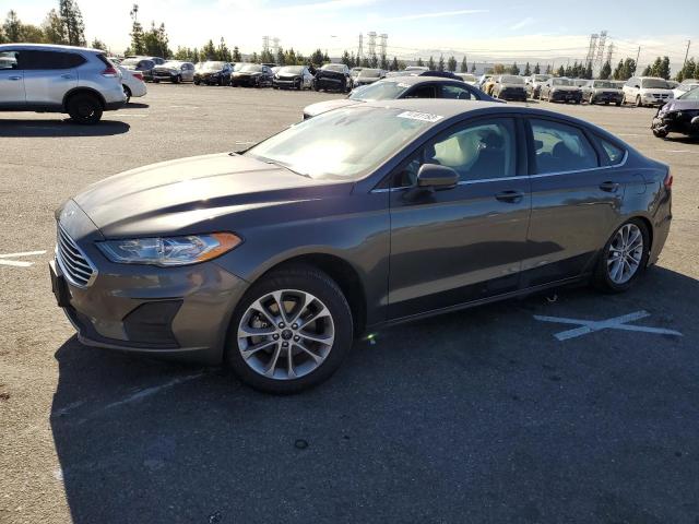 3FA6P0HD2KR277691 Ford Fusion SE