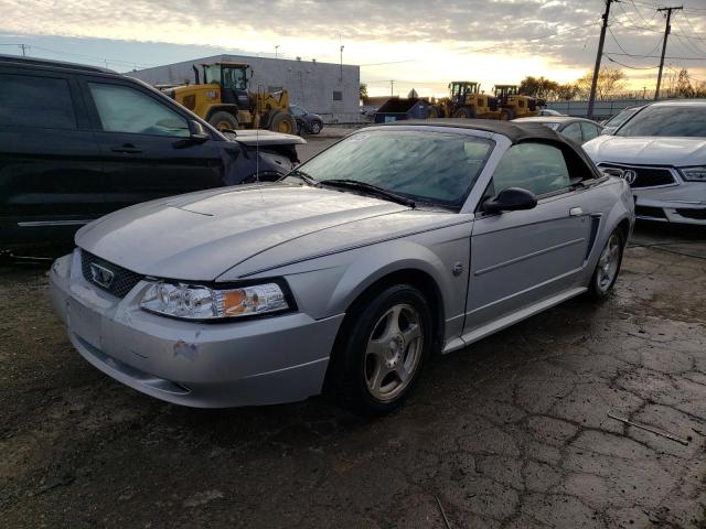 2004 Ford Mustang 