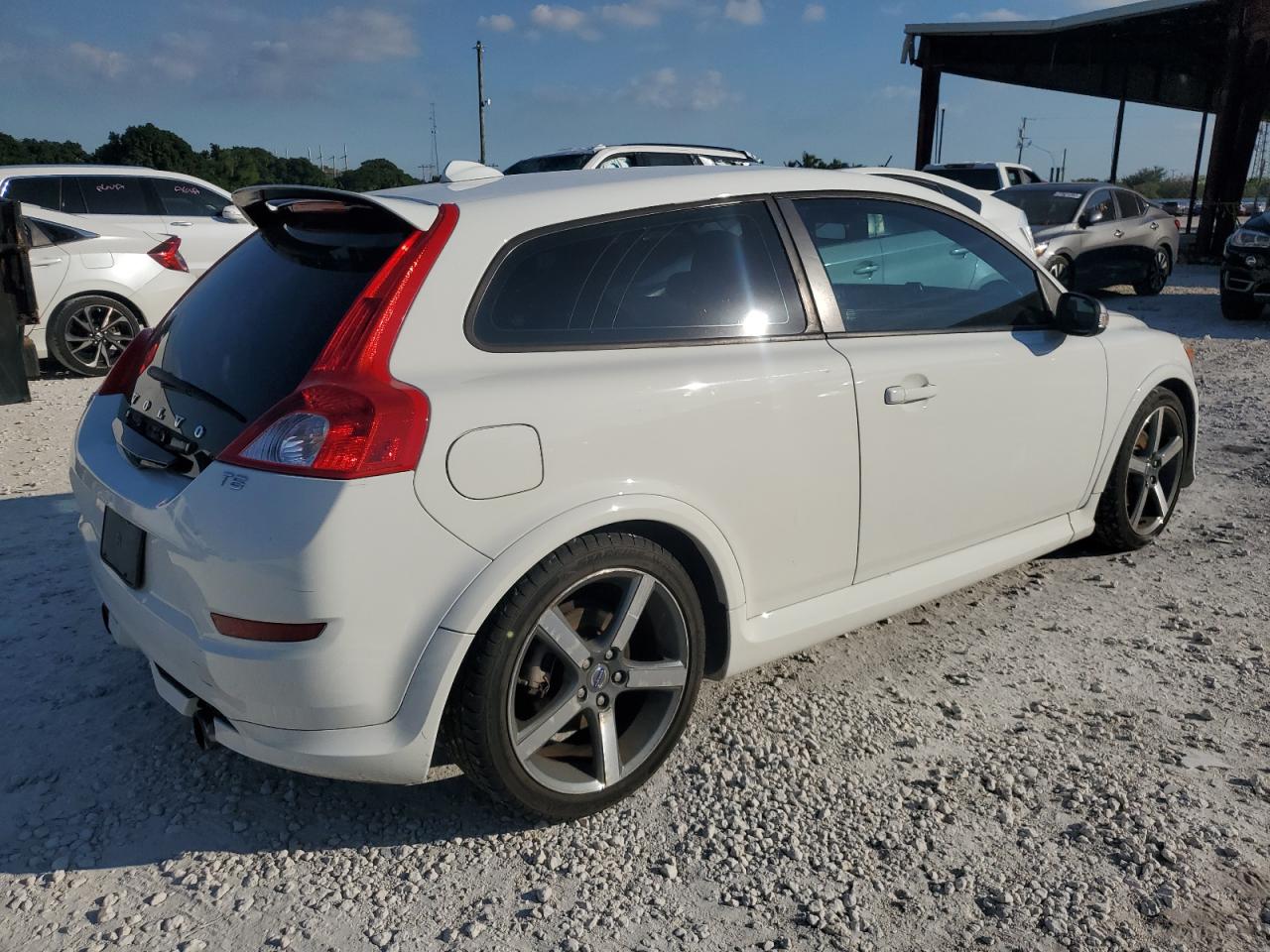 2012 Volvo C30 T5 vin: YV1672MK4C2285110