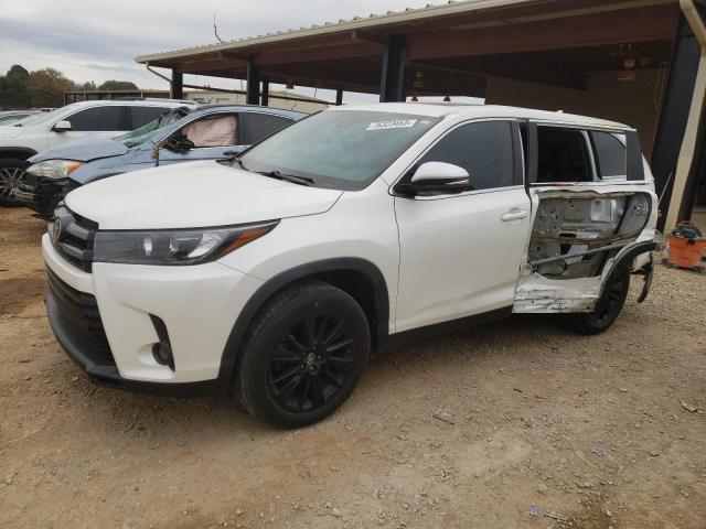 VIN 5TDKZRFH7KS569640 2019 Toyota Highlander, SE no.1