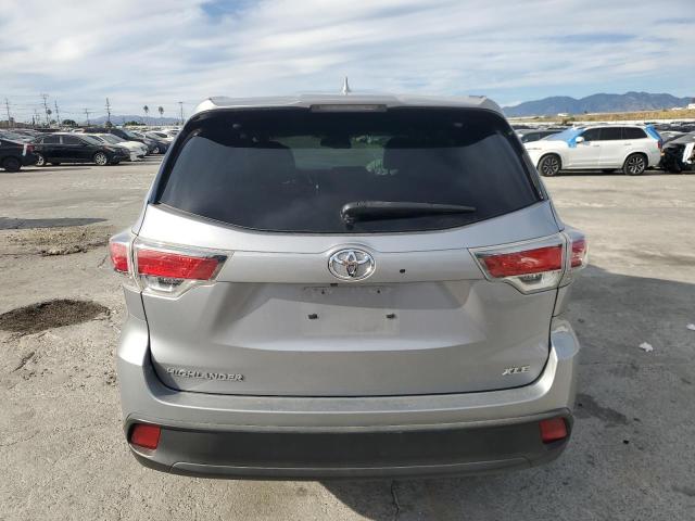 VIN 5TDKKRFH2GS187219 2016 TOYOTA HIGHLANDER no.6