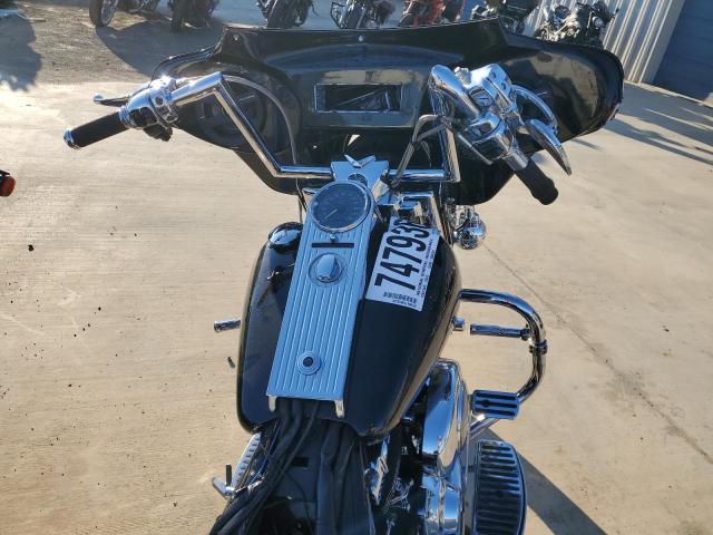 2002 HARLEY-DAVIDSON FLHRI - 1HD1FBW1X2Y608089