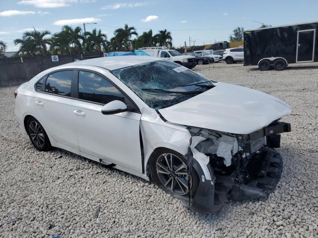 3KPF24AD5PE639652 KIA FORTE LX