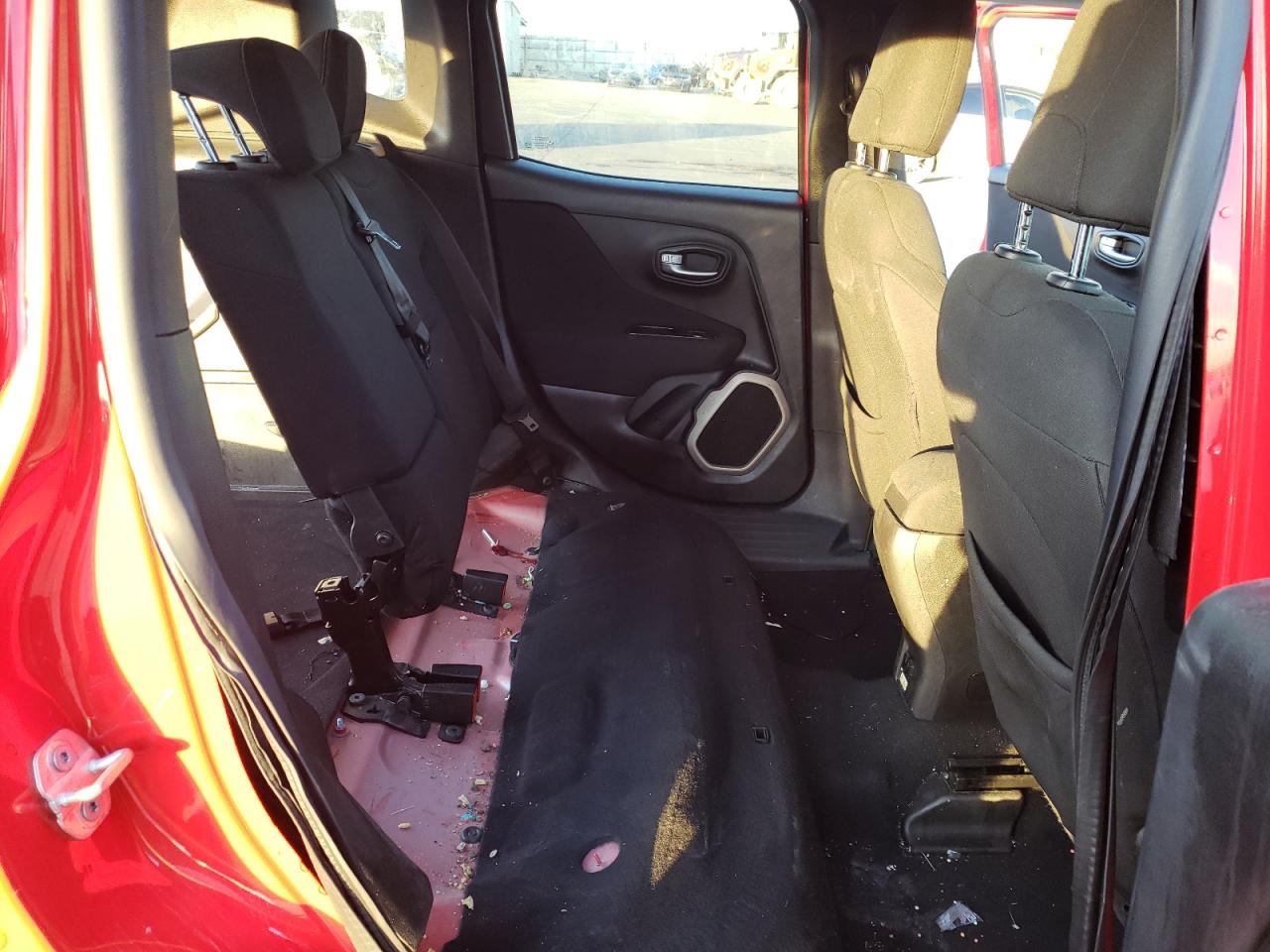 ZACCJABT9GPE18956 2016 Jeep Renegade Latitude