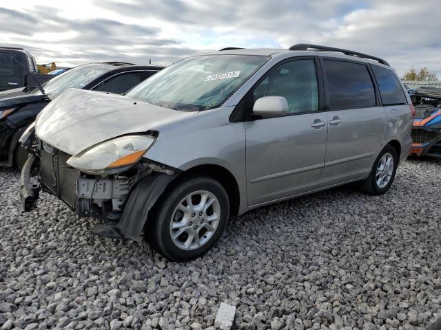 TOYOTA SIENNA XLE