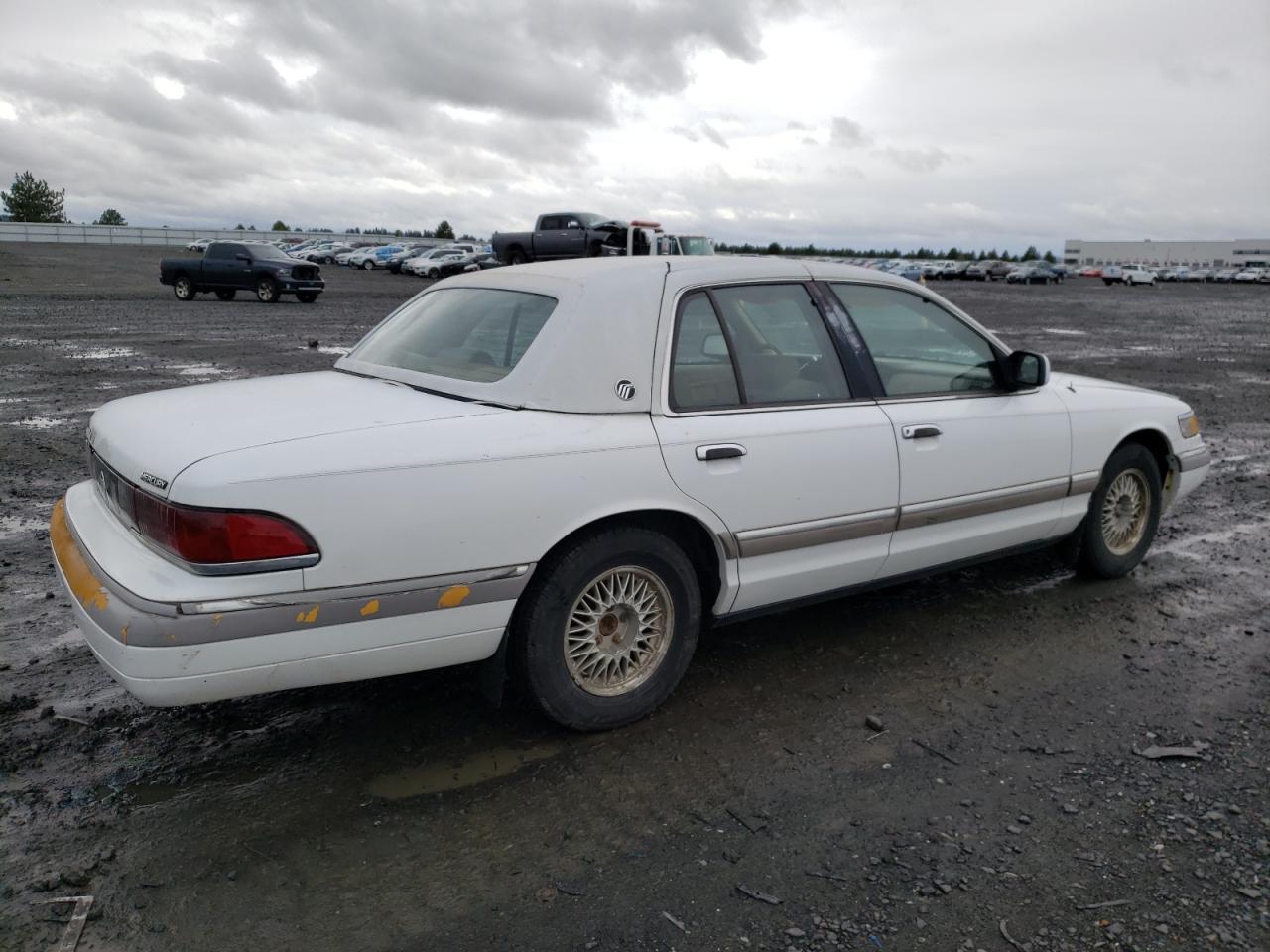 2MECM75W5NX699866 1992 Mercury Grand Marquis Ls