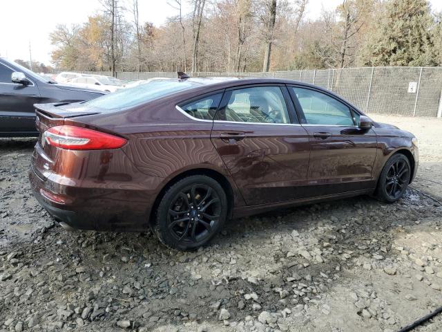 3FA6P0HD2KR160063 Ford Fusion SE 3