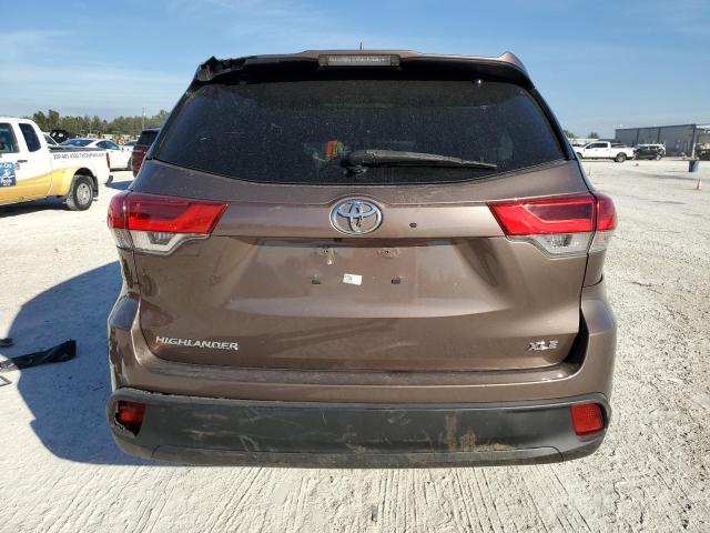 VIN 5TDKZRFH6KS340138 2019 Toyota Highlander, SE no.6