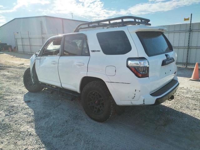 2020 TOYOTA 4RUNNER SR - JTEBU5JRXL5819107