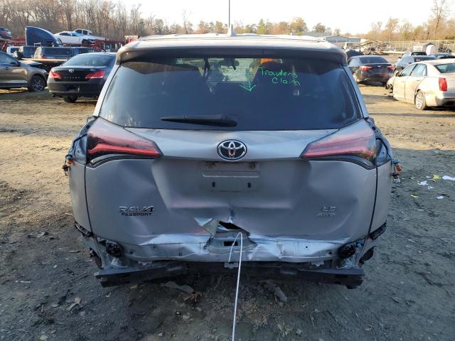 2T3BFREV3JW714105 | 2018 TOYOTA RAV4 LE