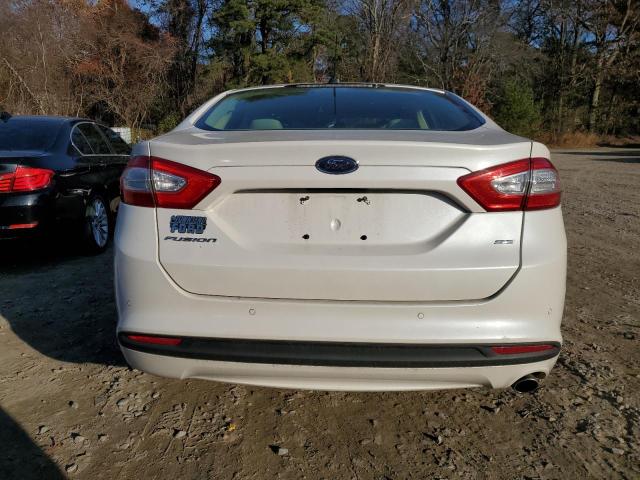 3FA6P0H78ER105695 2014 Ford Fusion Se