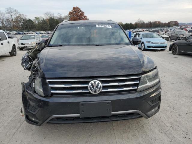 3VV2B7AX4JM019609 | 2018 Volkswagen tiguan se