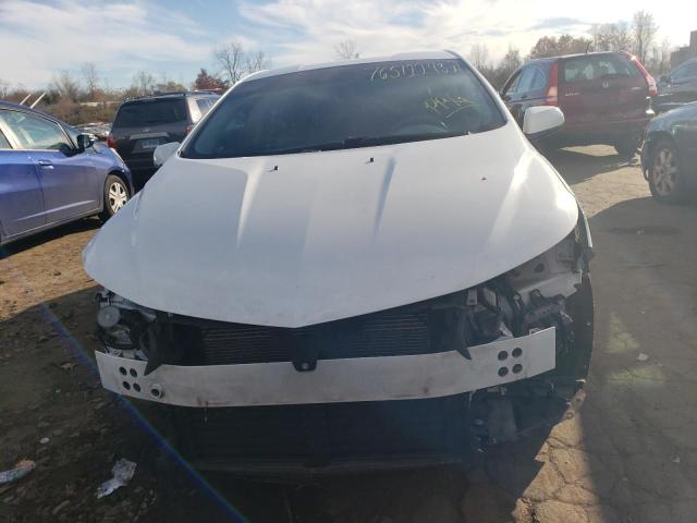 VIN 1G1RC6S55JU134550 2018 Chevrolet Volt, LT no.5