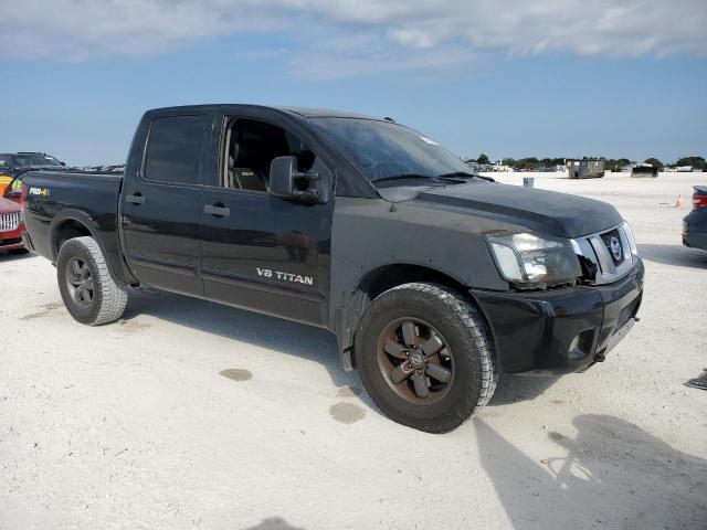 1N6BA0EC5FN508143 Nissan TITAN S