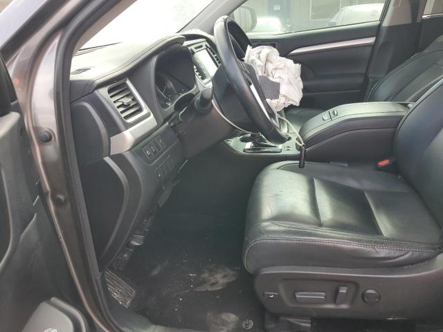5TDKZRFH8HS517426 Toyota Highlander Se