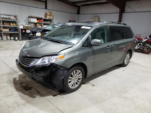 2011 Toyota Sienna XLE