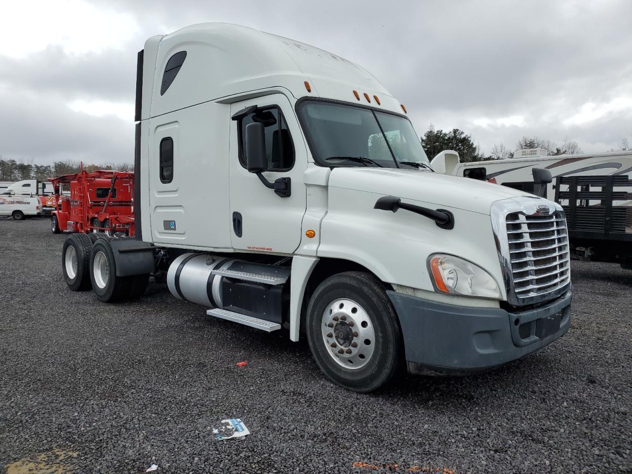 2016 Freightliner Cascadia 125" Sleepercab