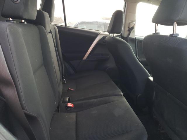2T3BFREV4EW157565 Toyota RAV4 LE