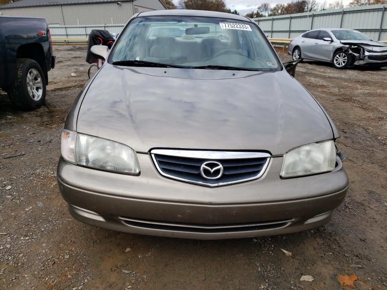 1YVGF22C8Y5154092 2000 Mazda 626 Es