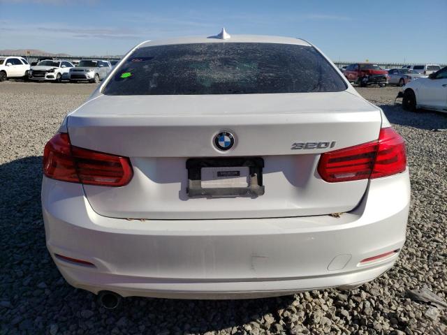 WBA8A9C31HK864790 BMW 320 I