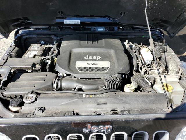 1C4BJWEG0JL851990 Jeep Wrangler Unlimited Sahara