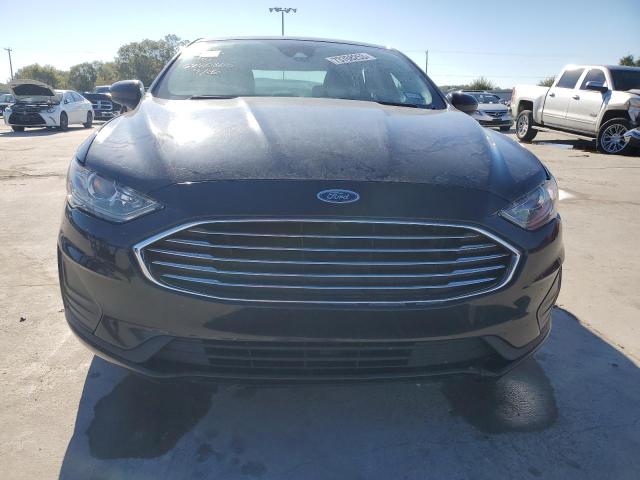 3FA6P0LU4KR240472 Ford Fusion SE 5