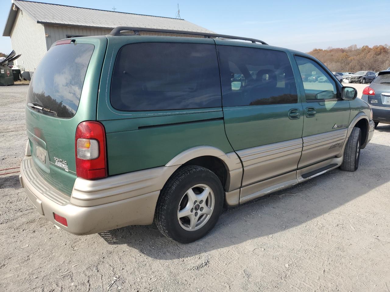 1GMDX03E2YD348466 2000 Pontiac Montana