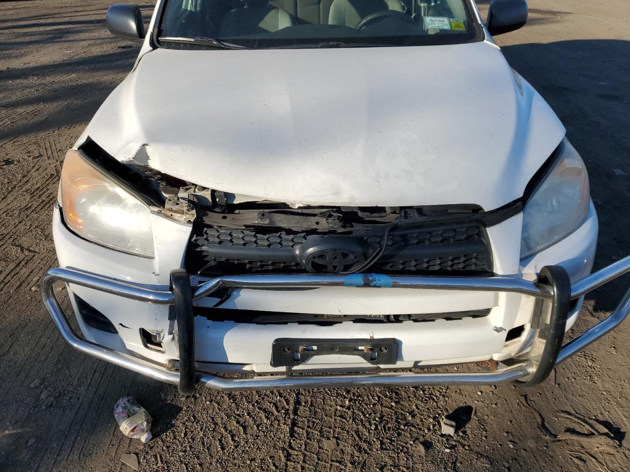 2T3BF4DV8BW082417 2011 Toyota Rav4