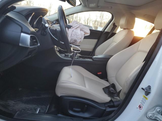 2018 JAGUAR XE PREMIUM - SAJAJ4FX1JCP24522