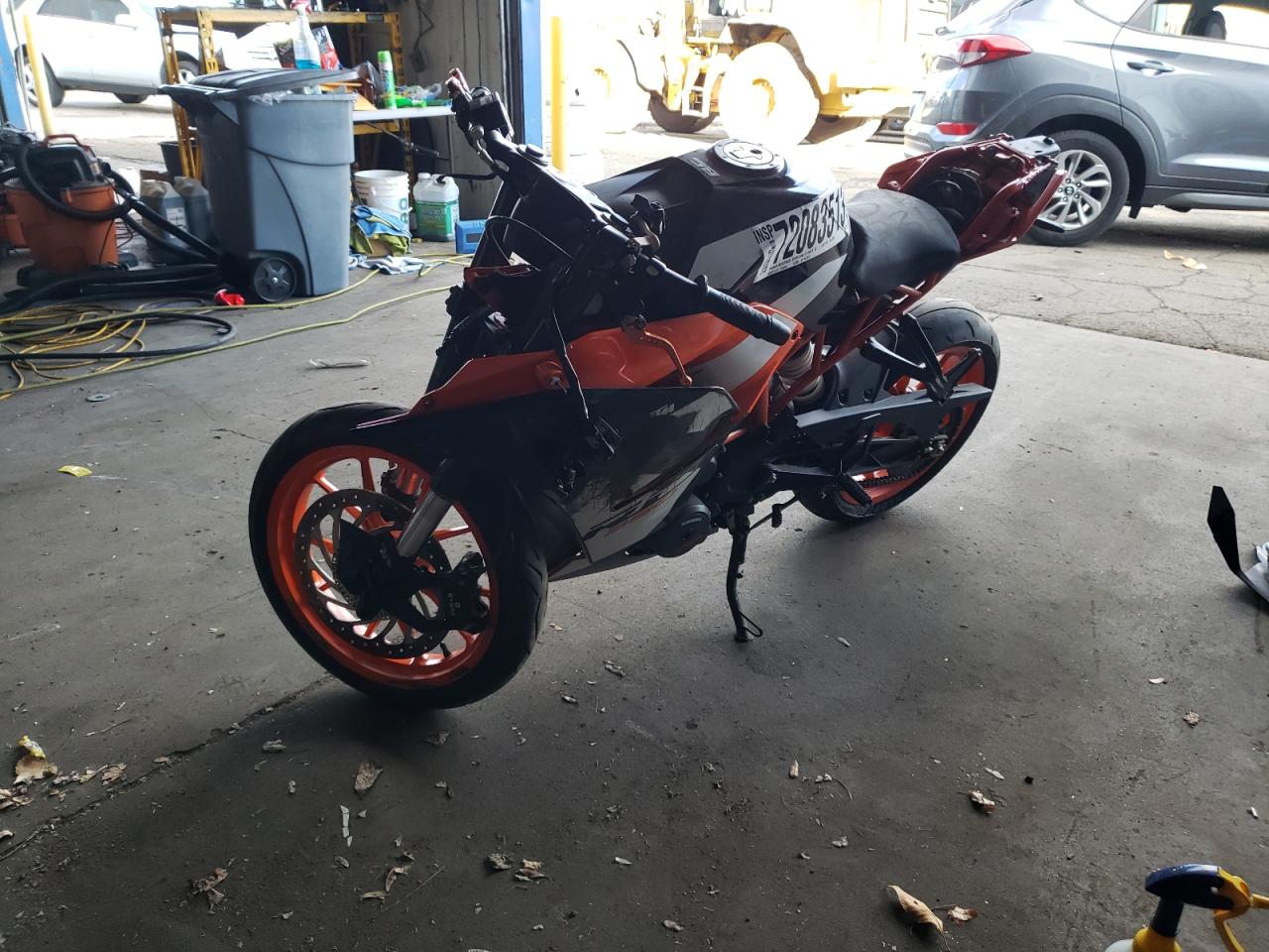 MD2JYJ40XJC291002 2018 Ktm 390 Duke