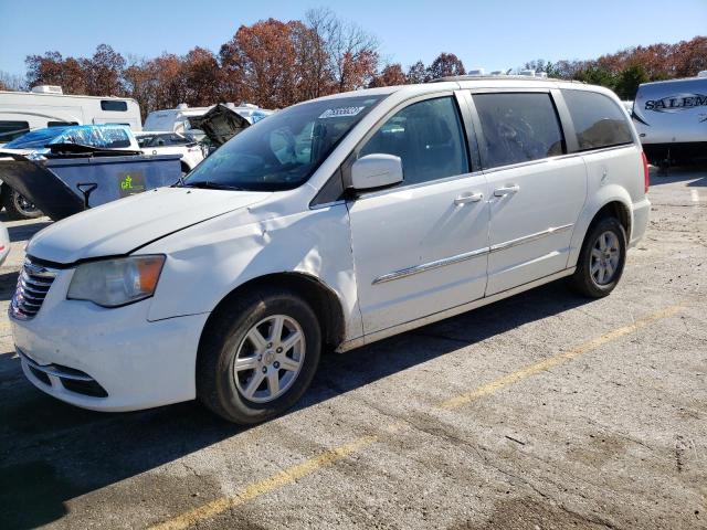 2013 Chrysler Town & Country Touring