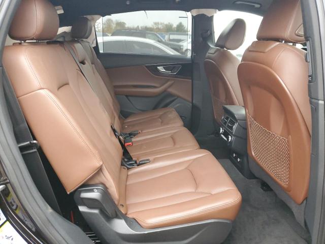 VIN WA1VAAF71JD047393 2018 Audi Q7, Prestige no.10