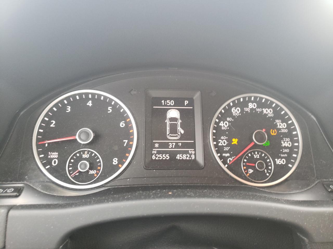 WVGBV7AXXGW533037 2016 Volkswagen Tiguan S