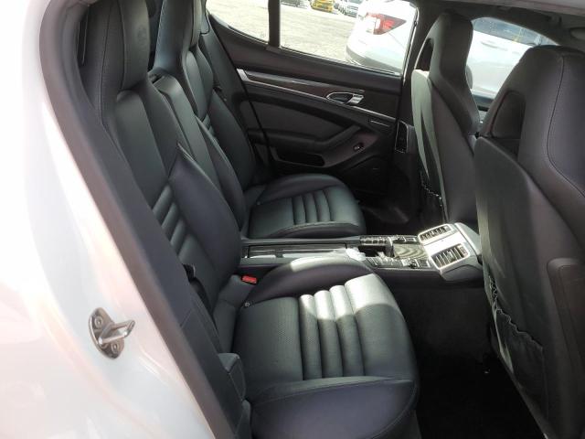 2016 PORSCHE PANAMERA G - WP0AF2A79GL081115